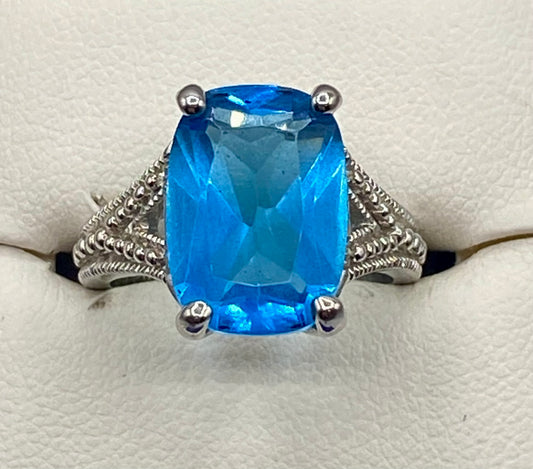 Premier Designs Blue Glass Silver Tone Ring