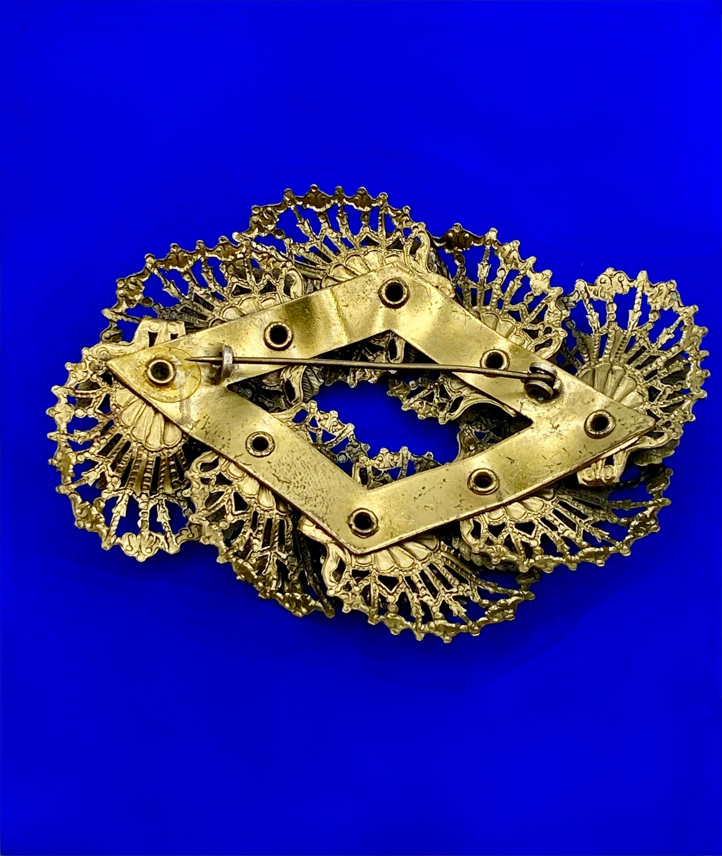 Vintage Floral Gold Tone Brooch