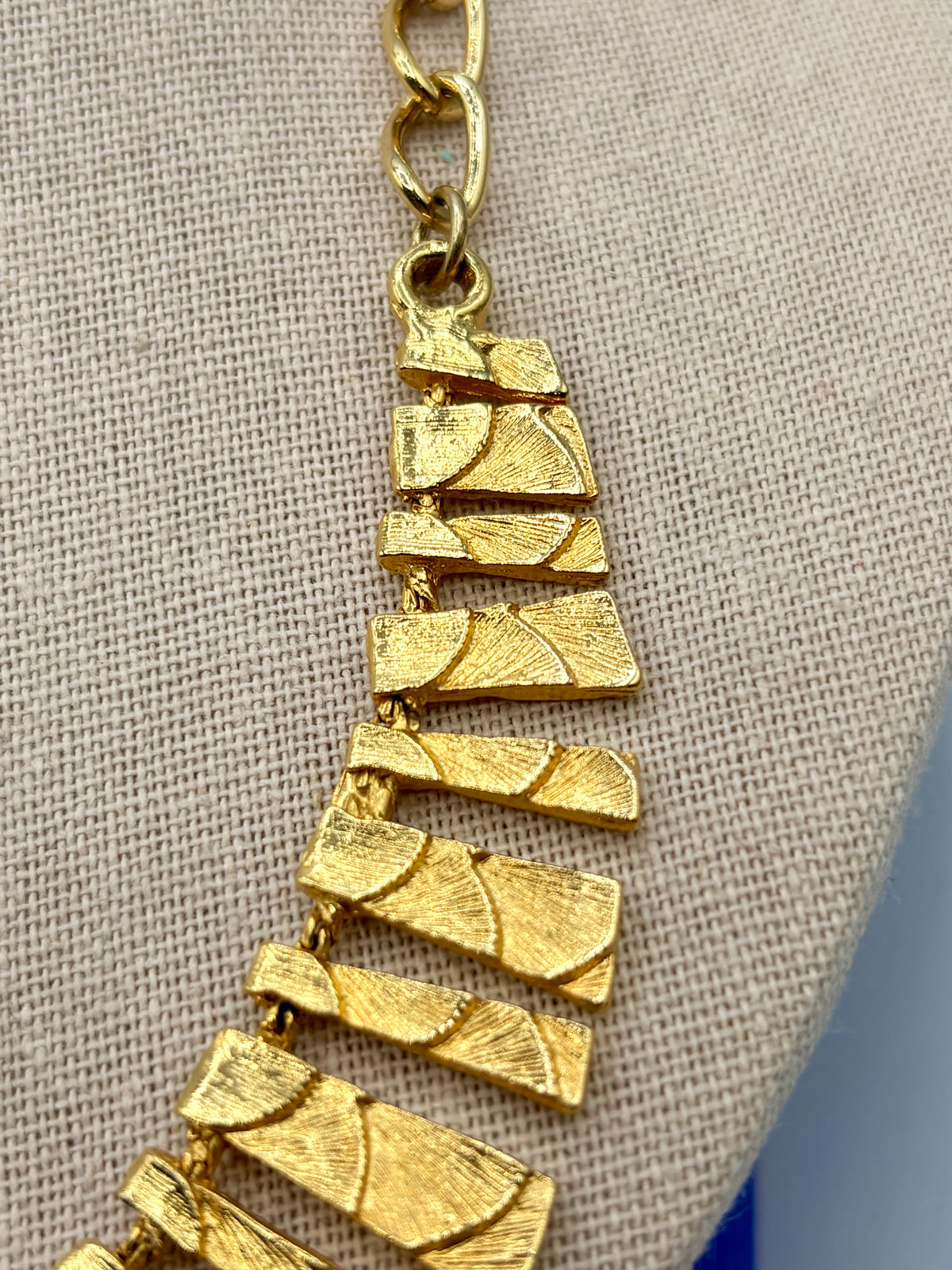 Vintage Cleopatra Style Gold Tone Hammered Statement Necklace