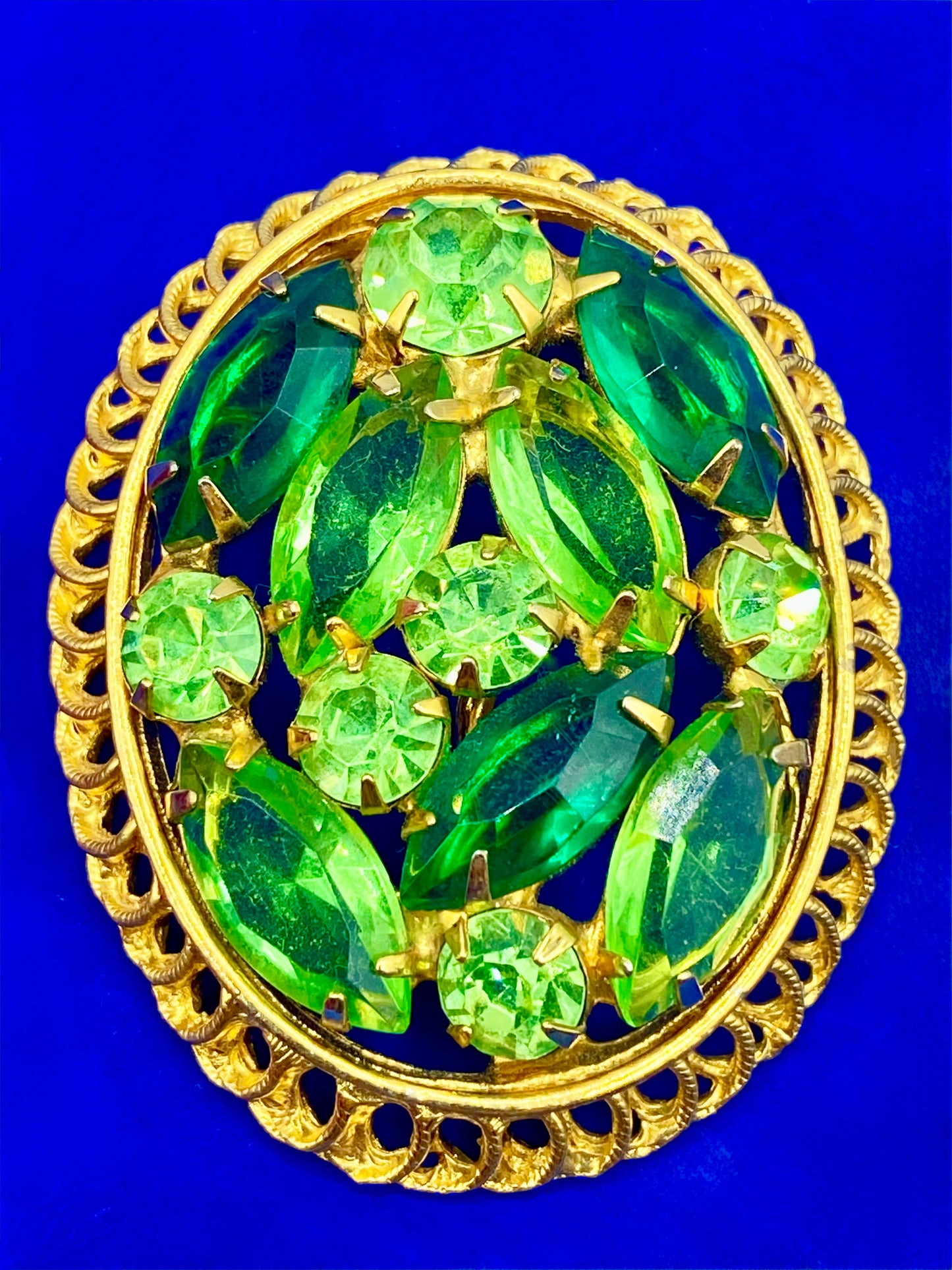 Vintage Uranium Glass & Rhinestone Gold Tone Brooch