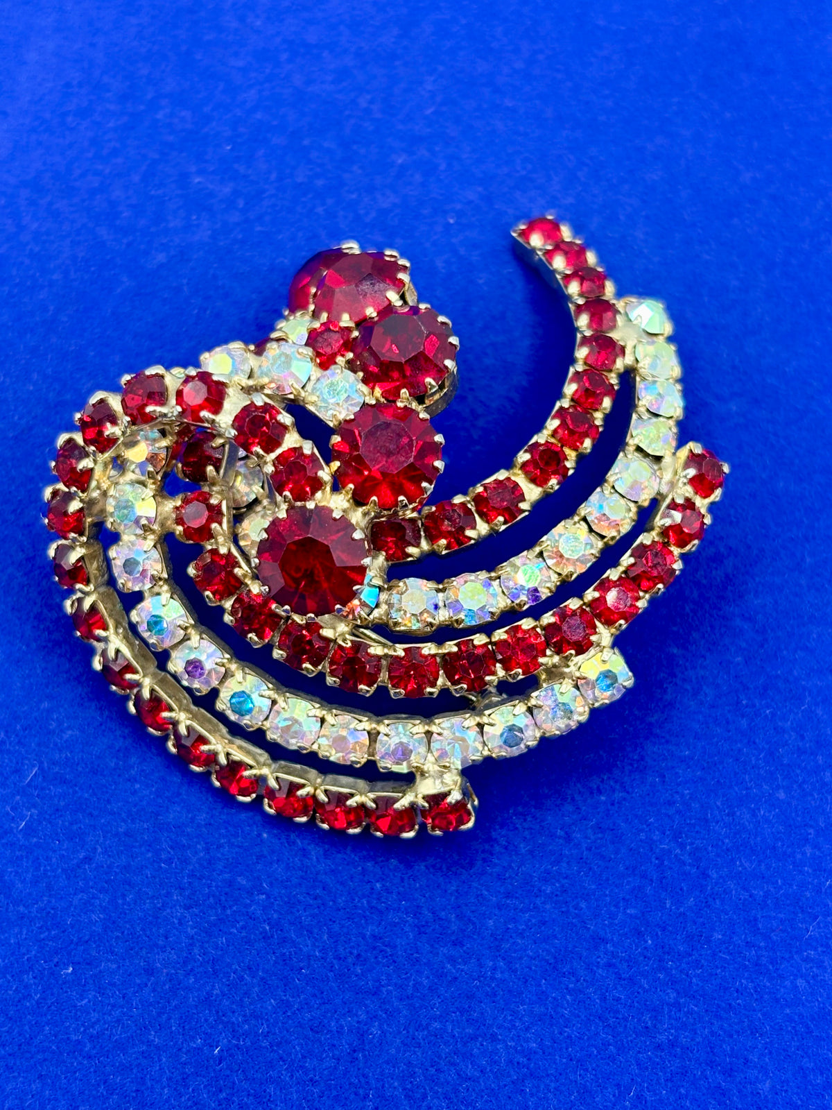 Vintage Layered Swirl Gold Tone Red & AB Rhinestone Brooch