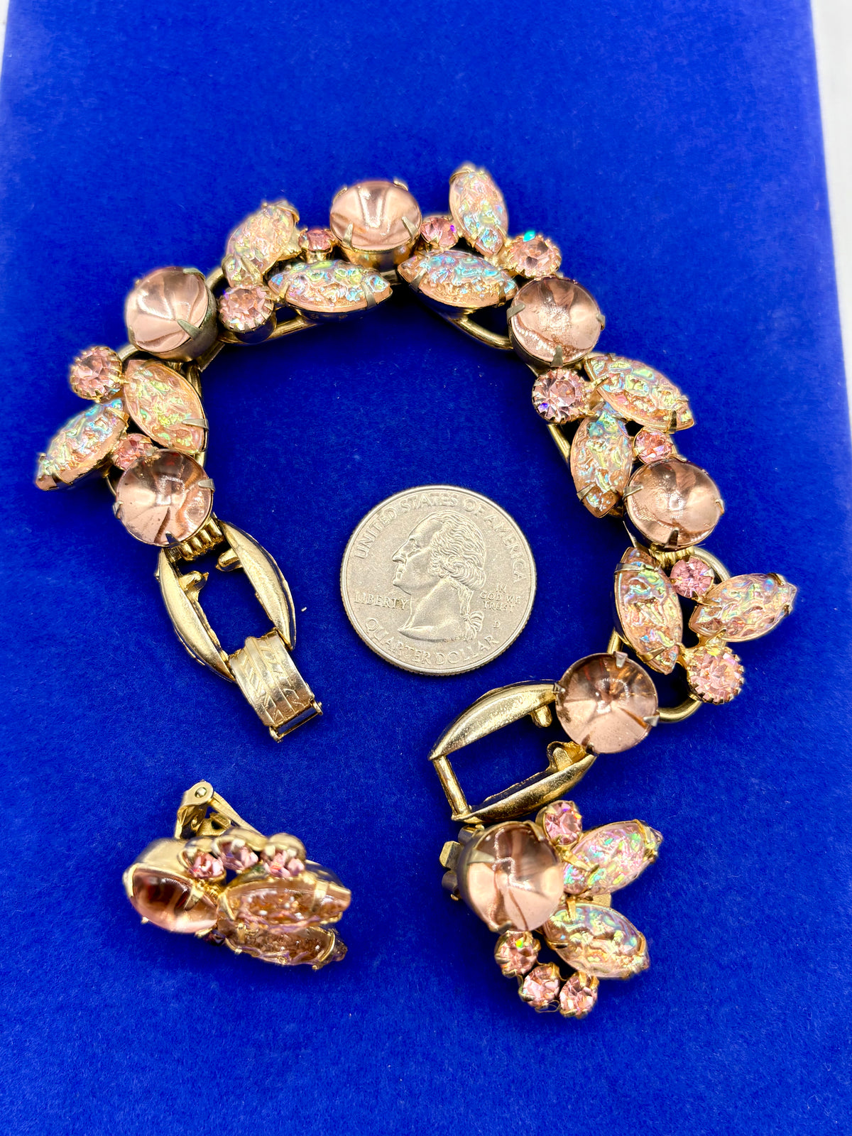 Vintage D & E For Juliana Pink Rhinestone & Molded Glass Jewelry Set
