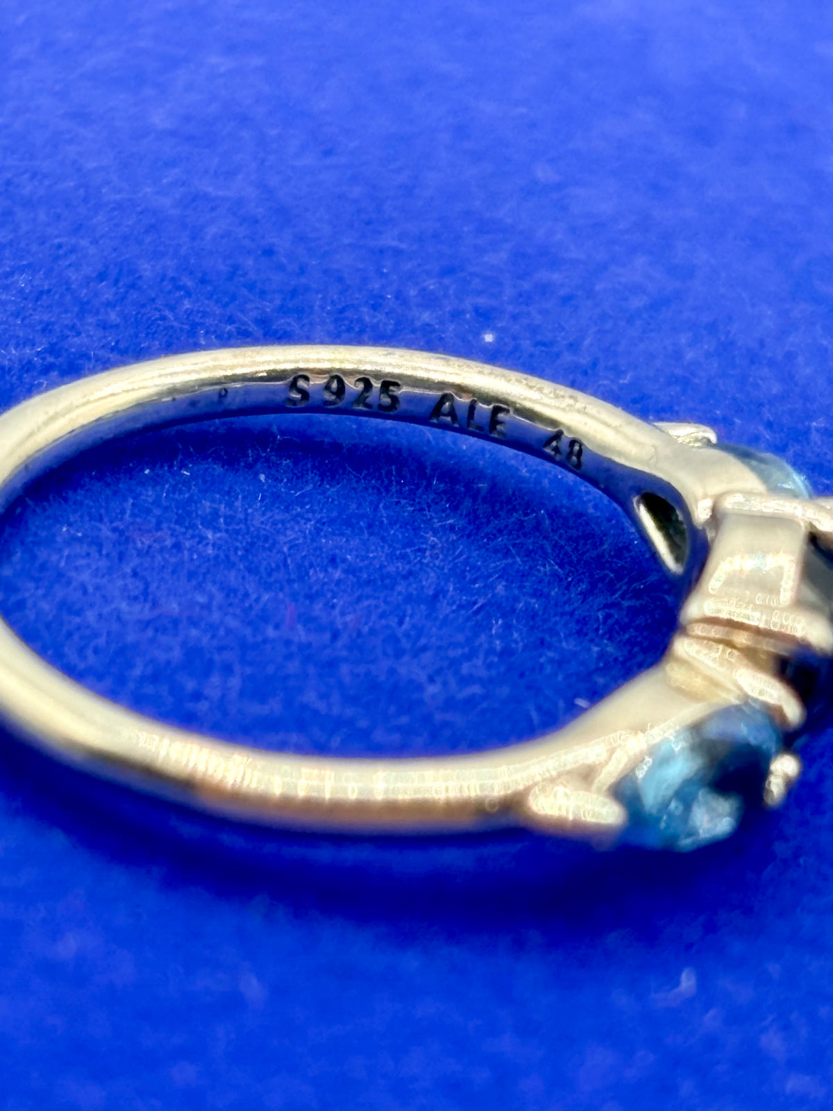 Pandora Blue Crystal Patterns of Frost Ring