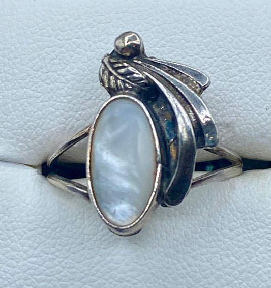 Sterling Silver Native MOP Ring