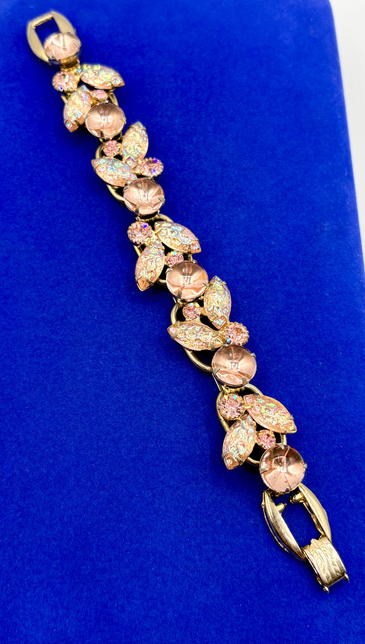 Vintage D & E For Juliana Pink Rhinestone & Molded Glass Jewelry Set