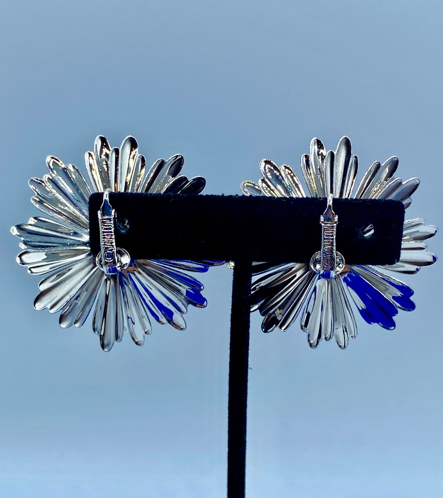 Vintage Sarah Coventry Silver Tone Floral Clip Ons