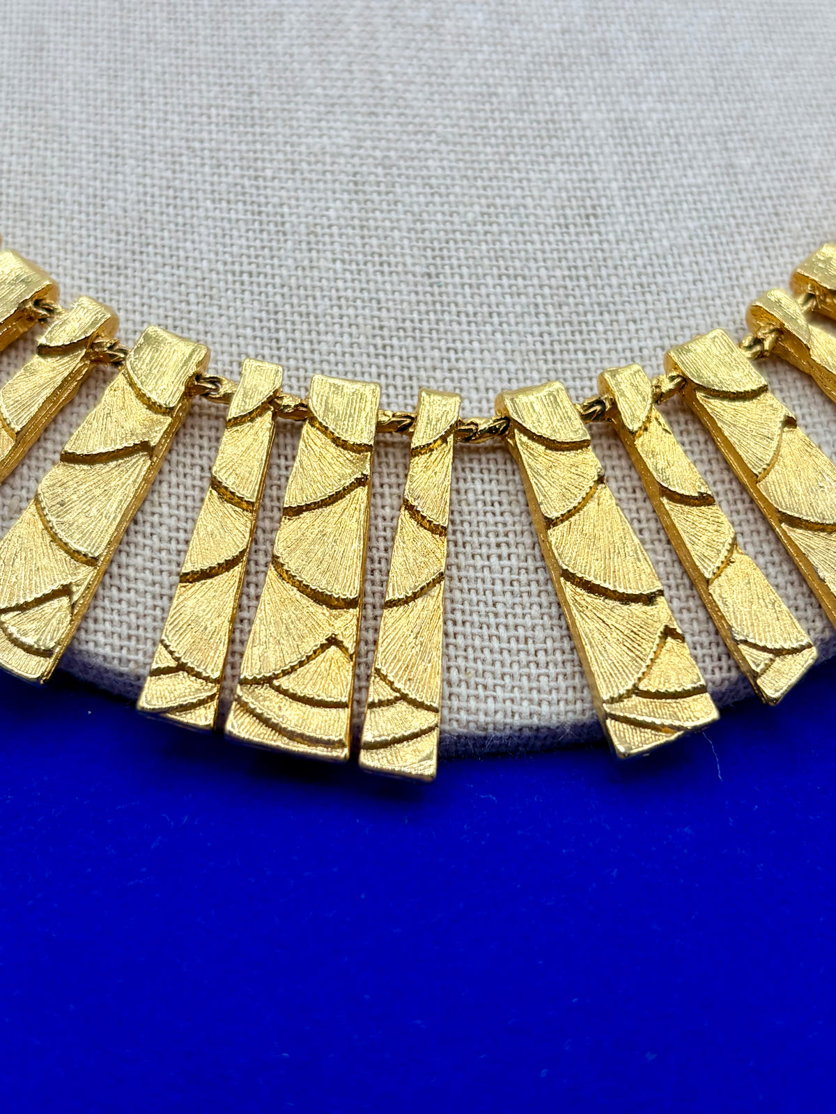 Vintage Cleopatra Style Gold Tone Hammered Statement Necklace