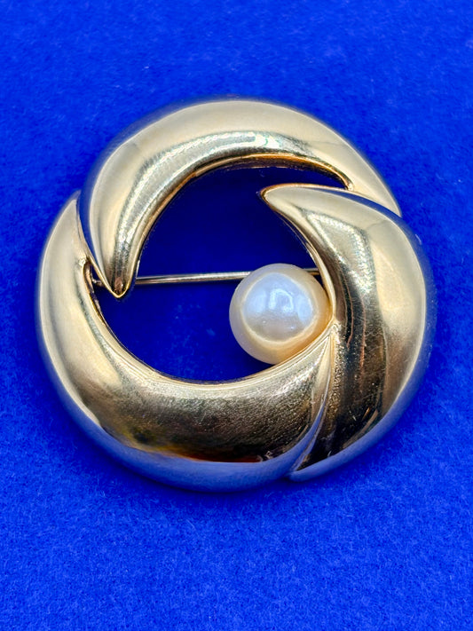 Vintage Gold Tone & Faux Pearl Napier Brooch