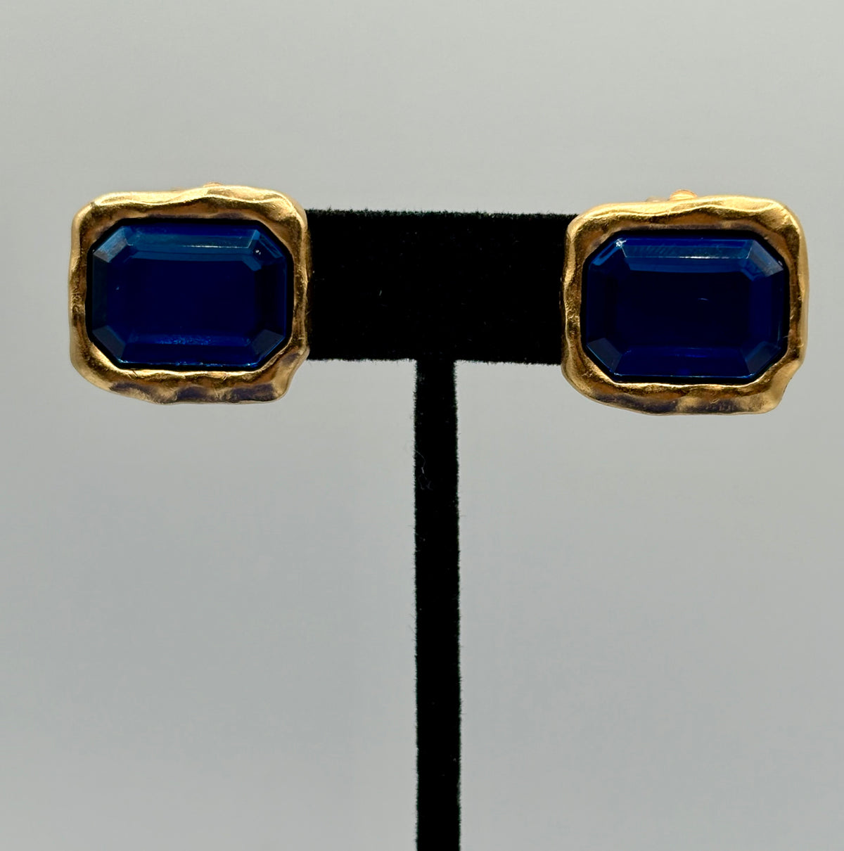 Vintage Gold Tone & Blue Acrylic Clip Ons