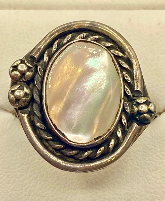Sterling Silver Native Mother of Pearl Ring