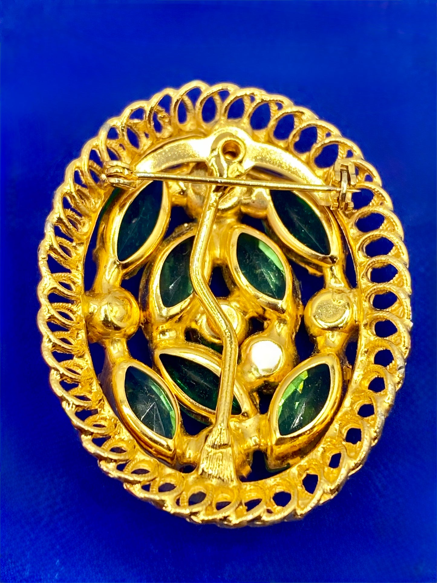 Vintage Uranium Glass & Rhinestone Gold Tone Brooch