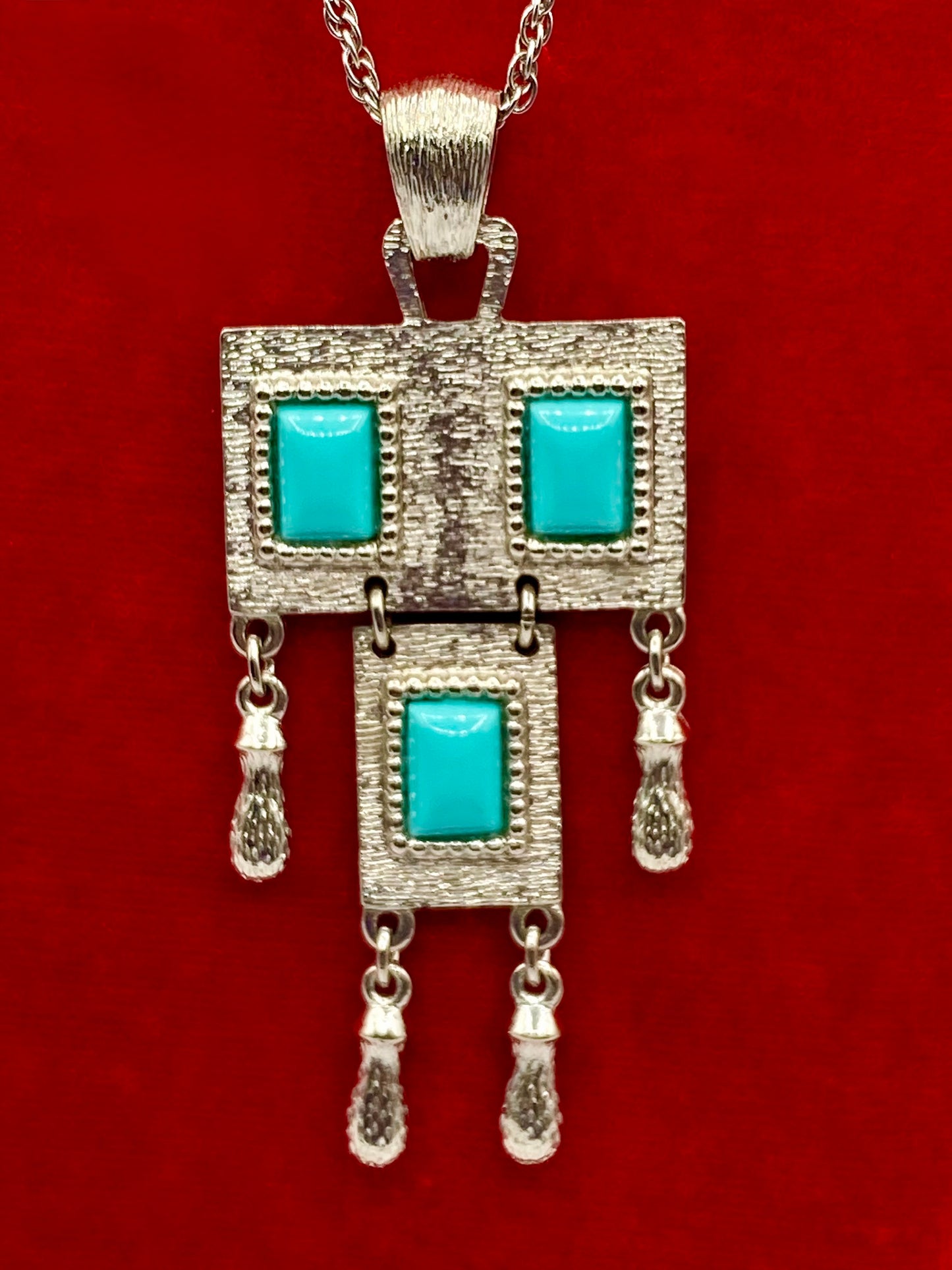 Vintage Sarah Coventry 1971 “Folklore” Silver Tone Necklace