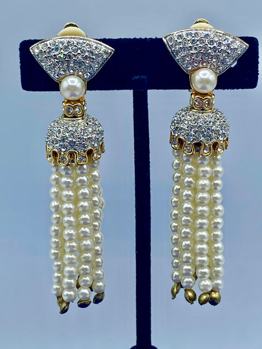 Vintage Gold Tone & Faux Pearl Dangle Clip Ons
