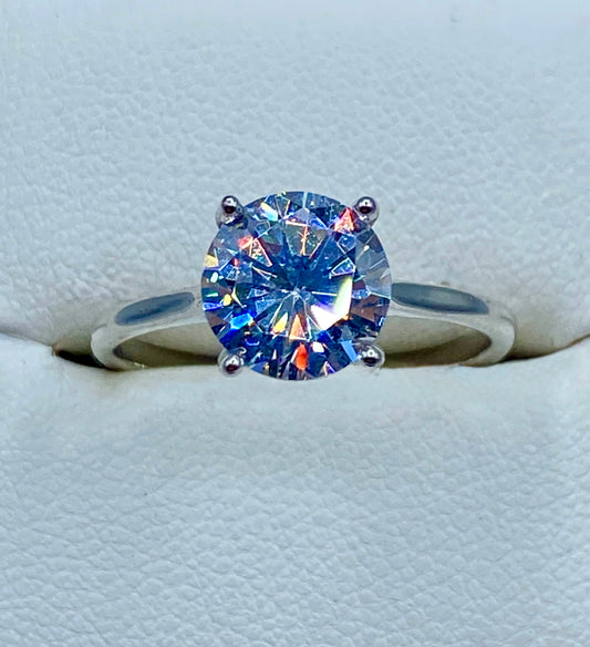 Silver Tone Glass Solitaire Style Ring