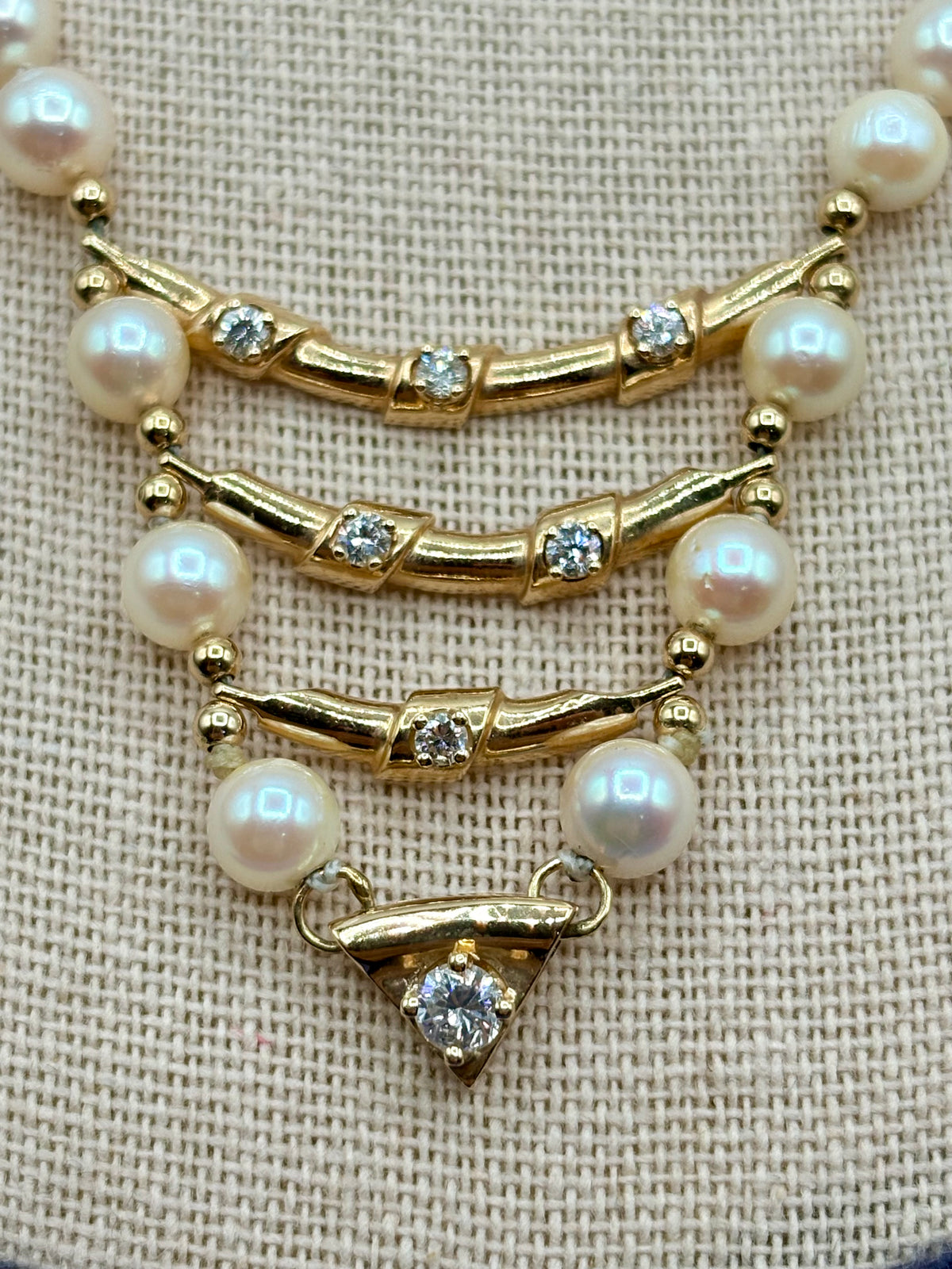 Beautiful Vintage 14K Yellow Gold & Freshwater Pearl Bib Necklace