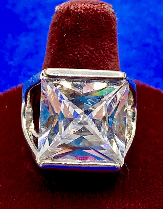 Large Clear Glass Silver Tone Ring