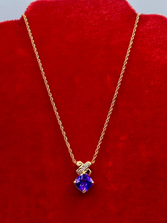 Gold Tone Purple Faceted Glass Dainty Necklace