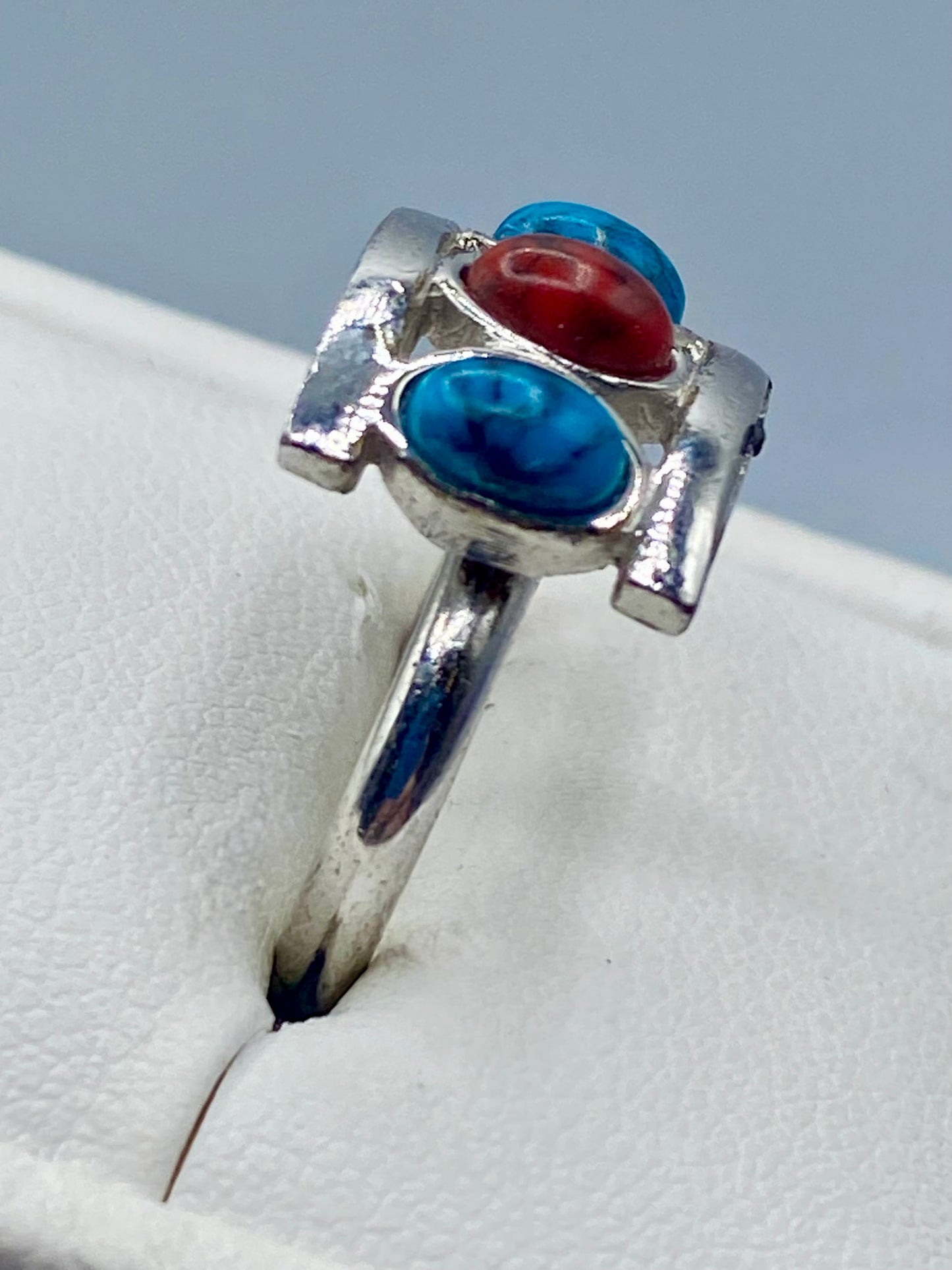 Vintage 1977 Sarah Coventry “Indian Princess” Silver Tone Ring