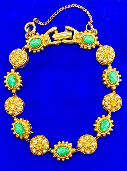 Vintage ART Gold Tone Link Bracelet