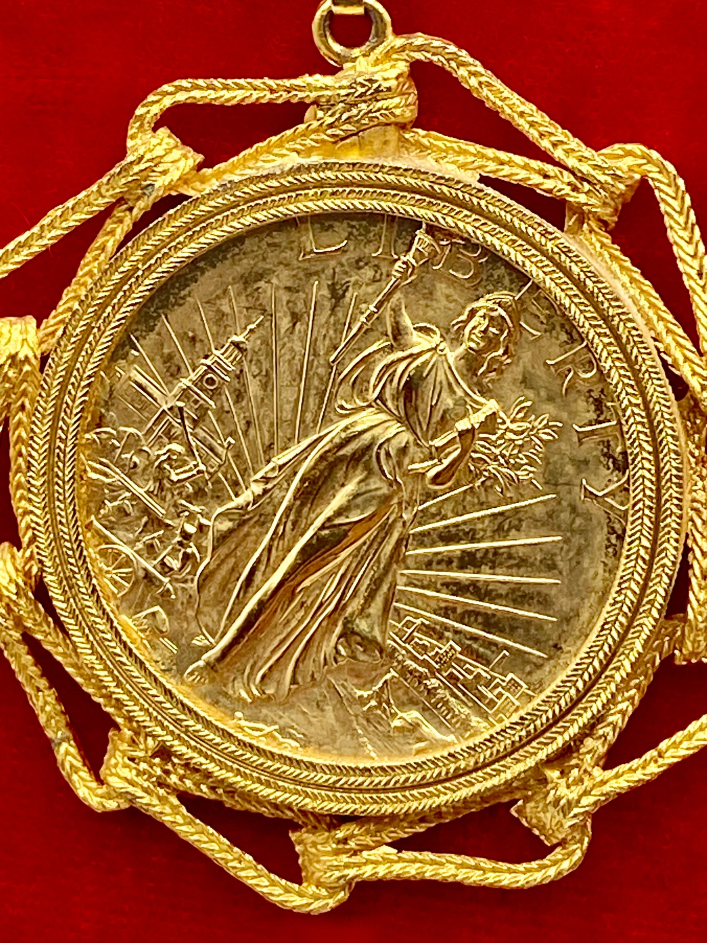 Vintage Gold Tone Coin Necklace