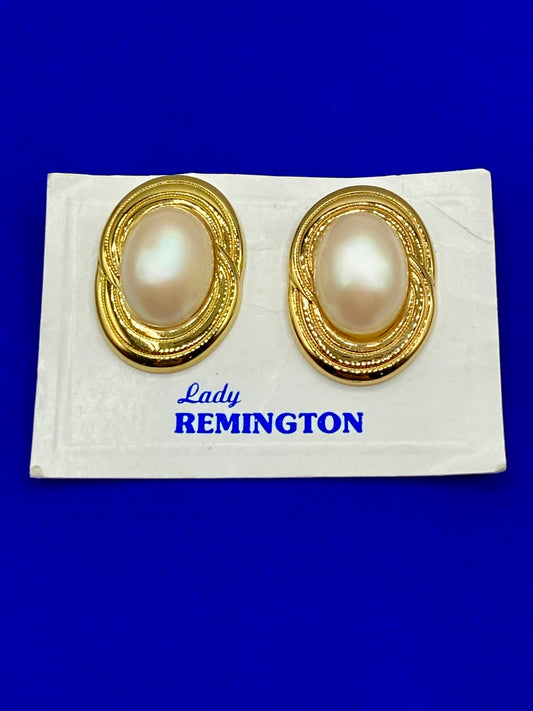 Vintage Lady Remington NWT Faux Pearl Clip Ons