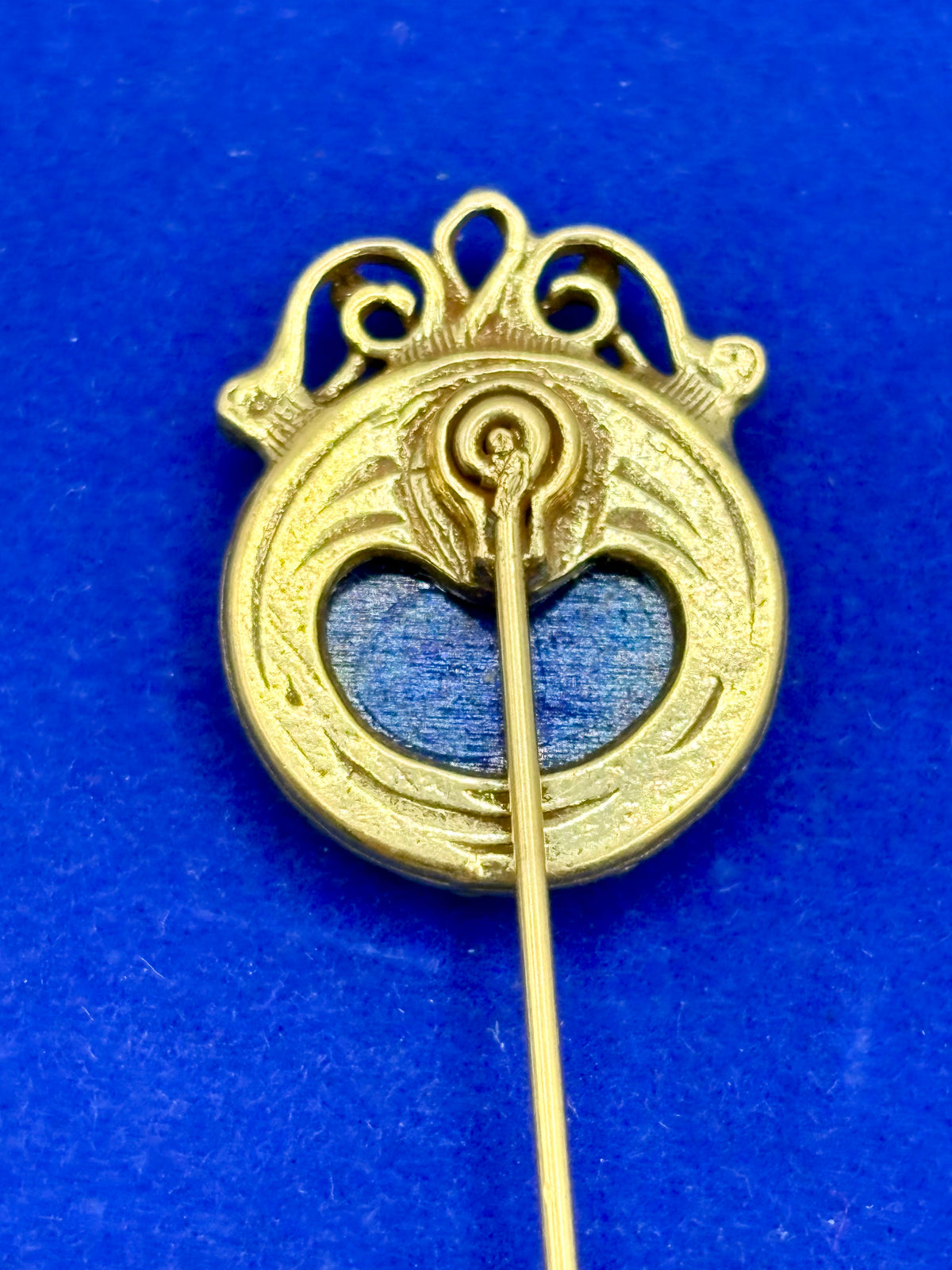 Vintage Gold Tone Blue Glass Intaglio Cameo Stick Pin