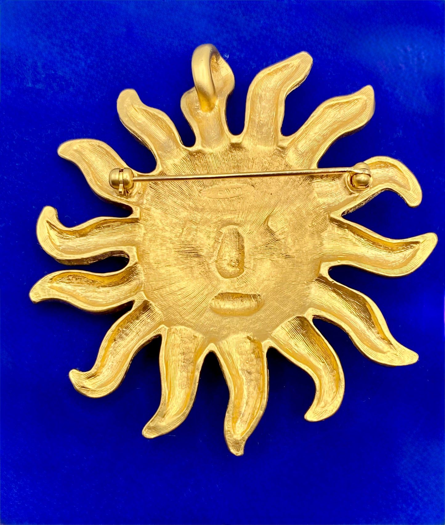 Vintage Avon Matte Gold Tone Celestial Sun Brooch