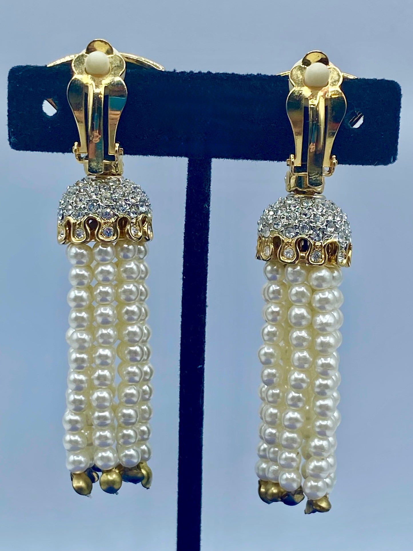 Vintage Gold Tone & Faux Pearl Dangle Clip Ons