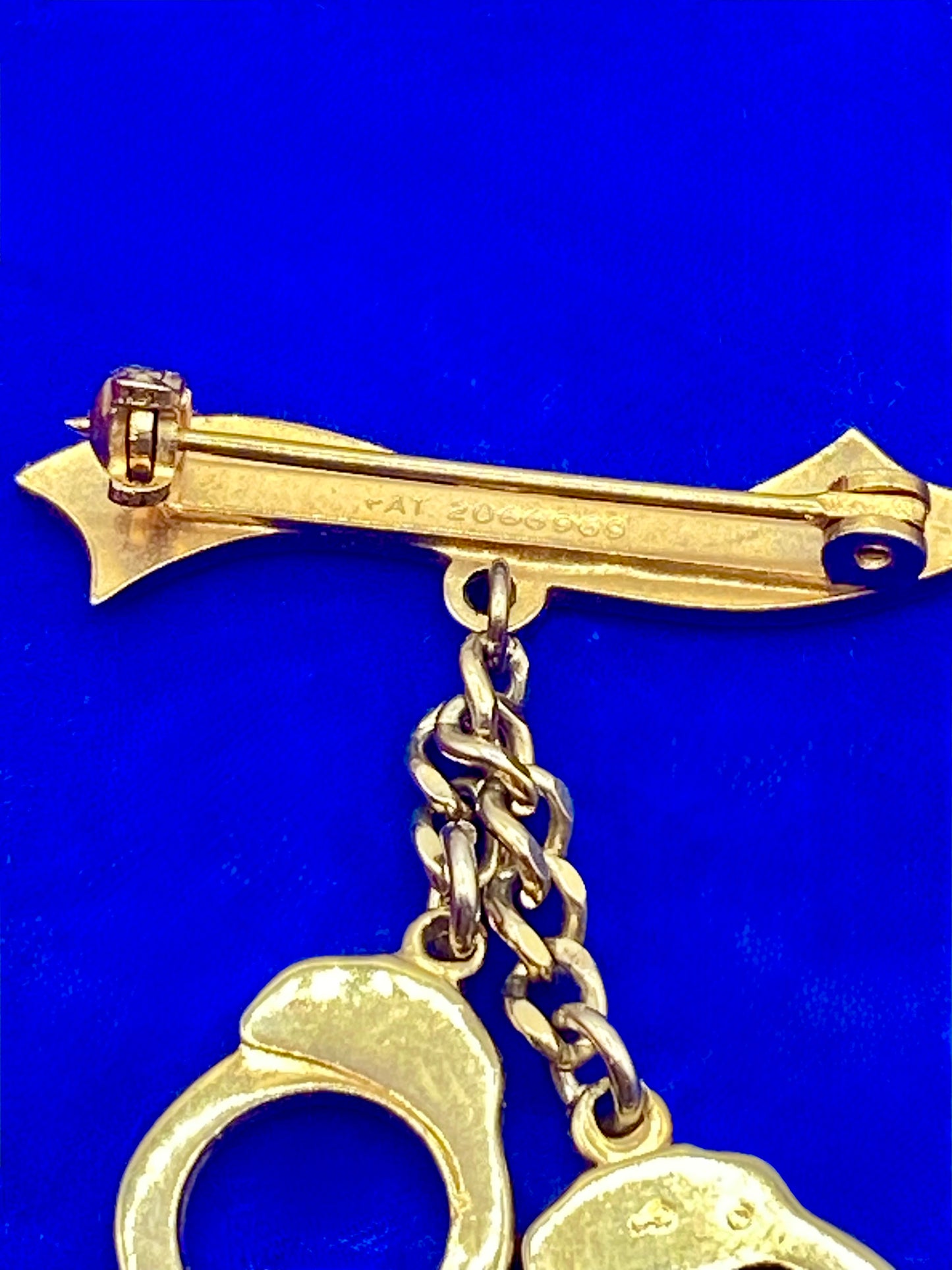 Vintage Gold Tone Handcuff Brooch