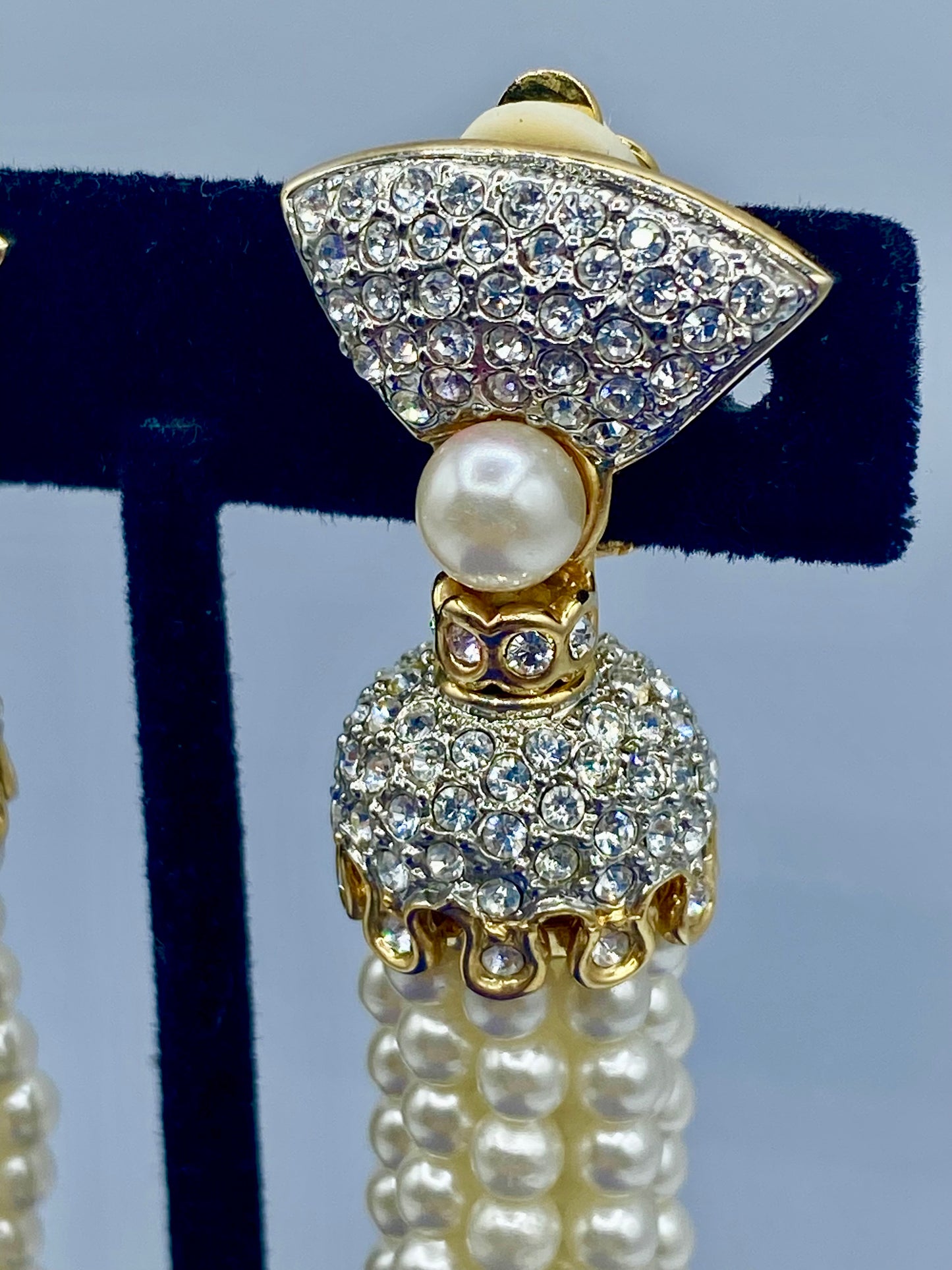 Vintage Gold Tone & Faux Pearl Dangle Clip Ons