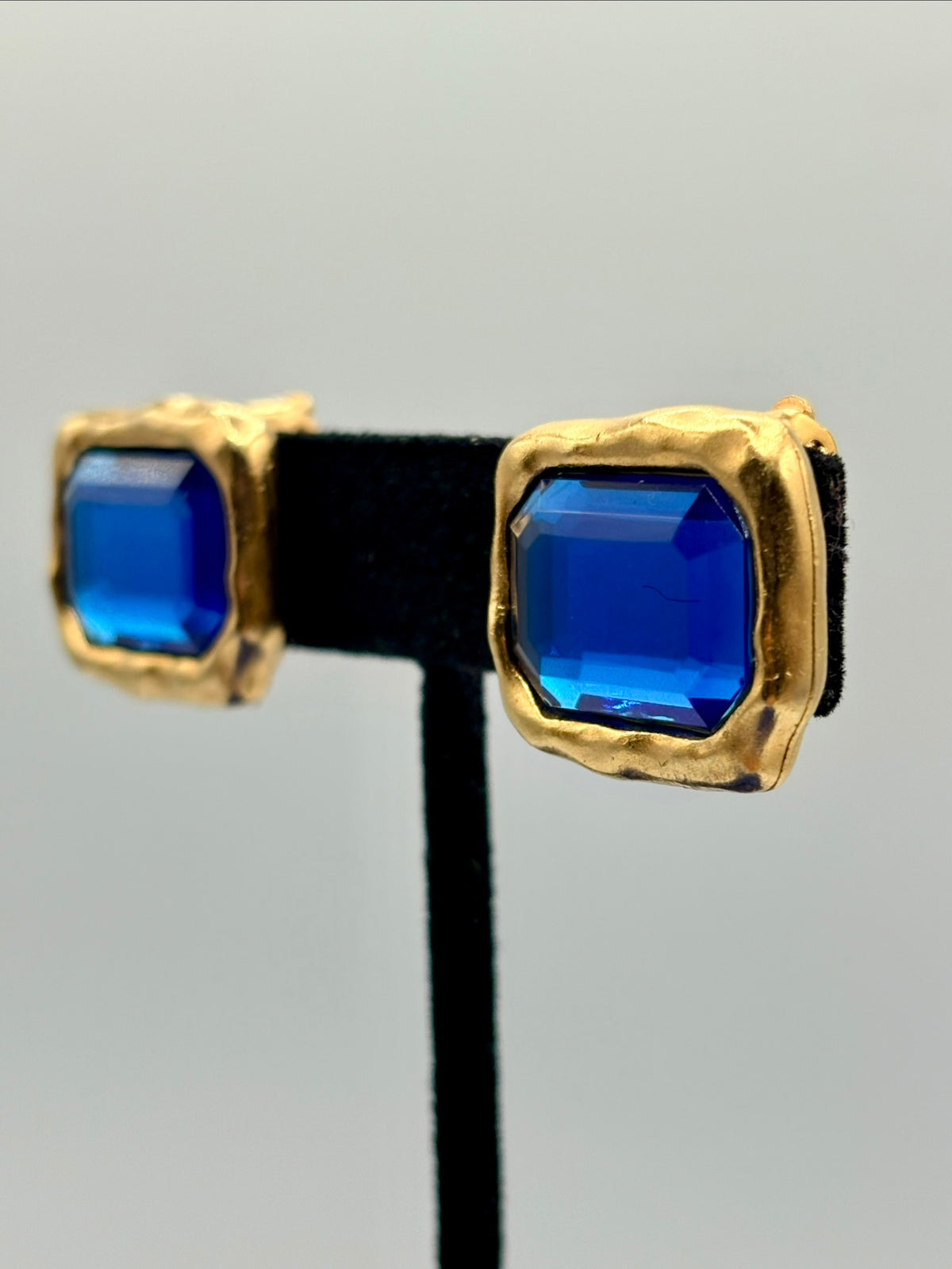Vintage Gold Tone & Blue Acrylic Clip Ons