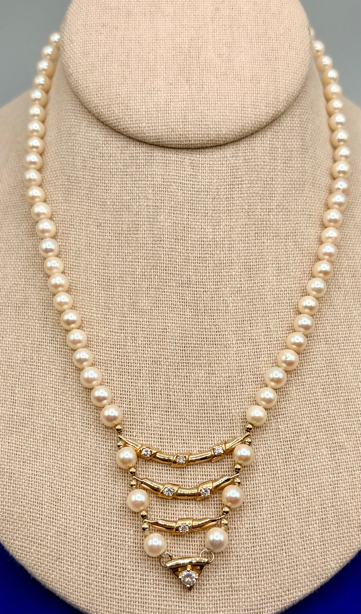 Beautiful Vintage 14K Yellow Gold & Freshwater Pearl Bib Necklace