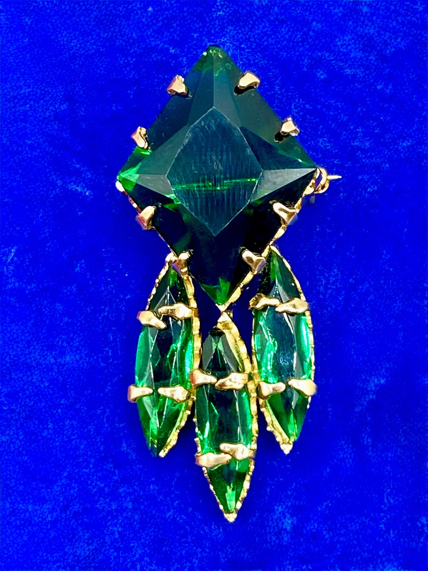 Vintage Kendra Scott Designs Green Glass Gold Tone Brooch