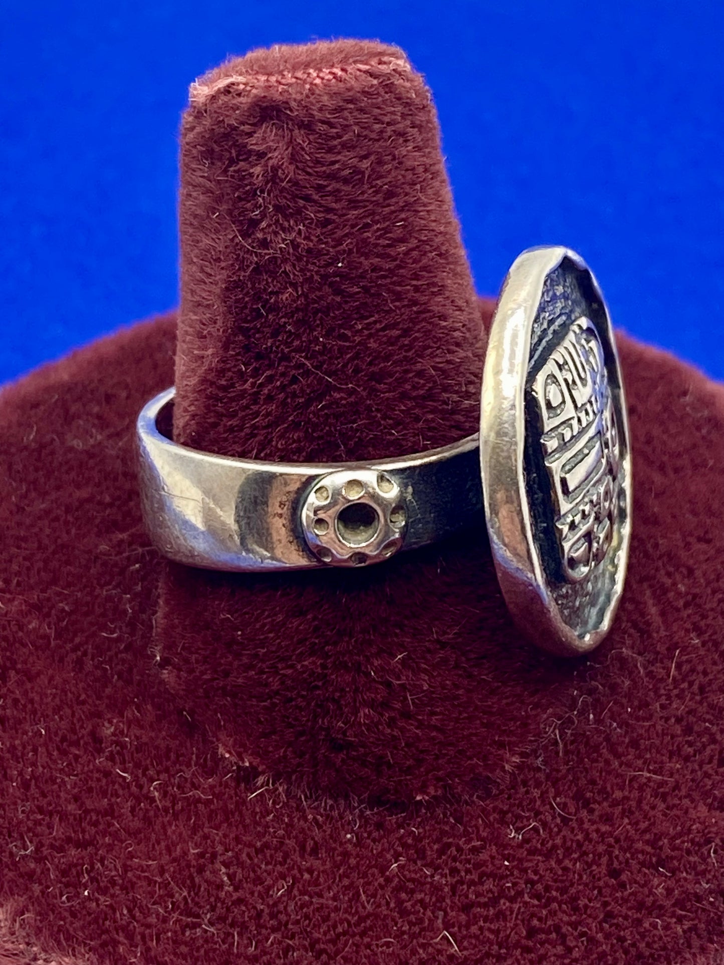 Silpada Retired Sterling Silver Etched Mosaic Coin Disc Ring w/Box