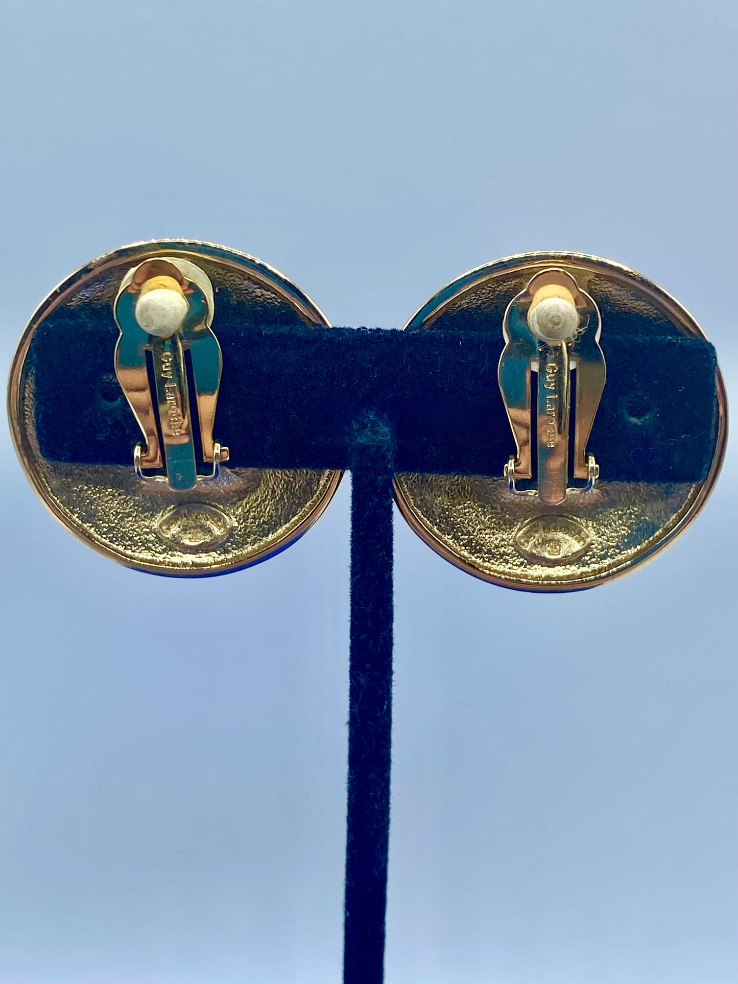 Vintage Guy Laroche Pearl & Gold Tone Clip Ons