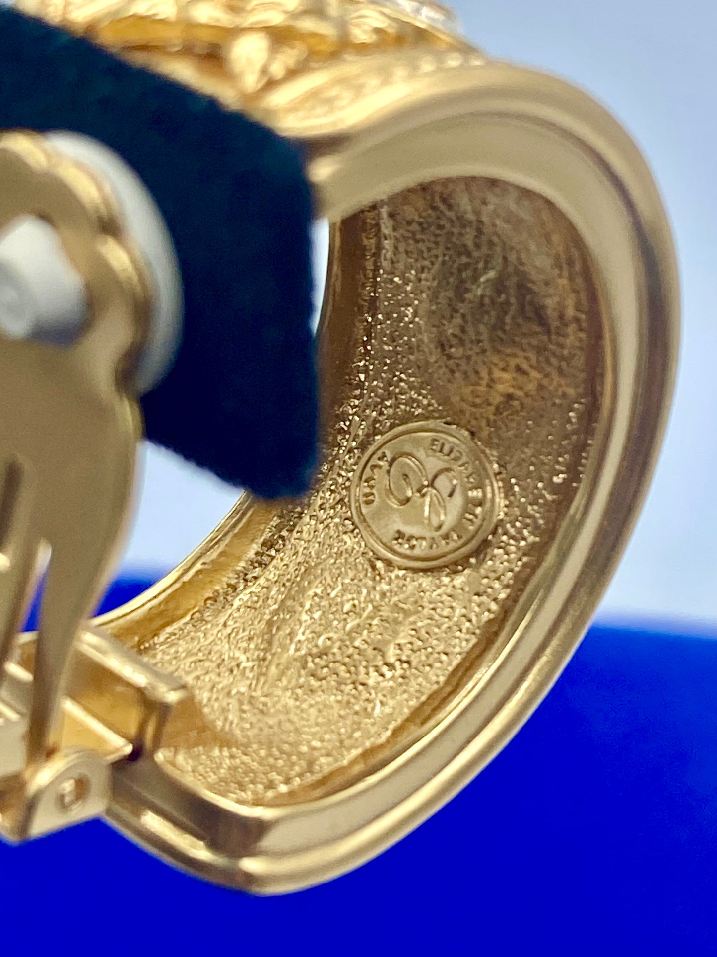 Vintage Elizabeth Taylor For Avon “Love Blooms” Gold Tone Jewelry Set