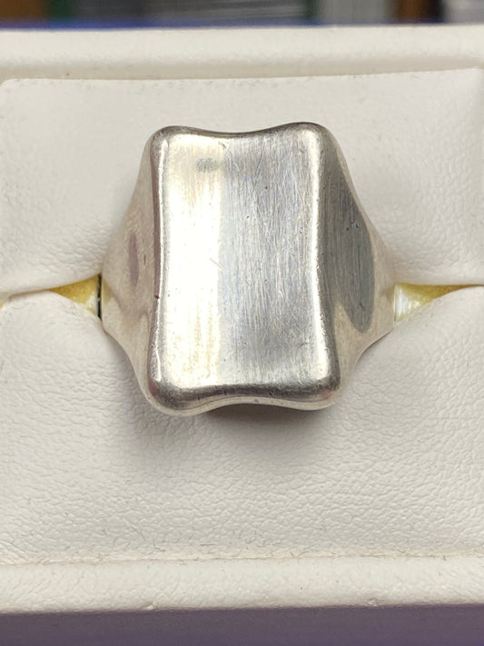 Vintage Sterling Silver Robert Lee Morris Concave Top Ring