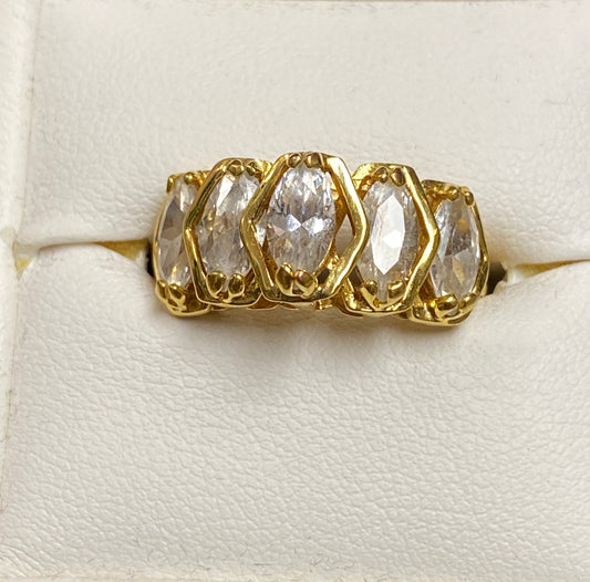 Vintage Gold Tone & Rhinestone Ring