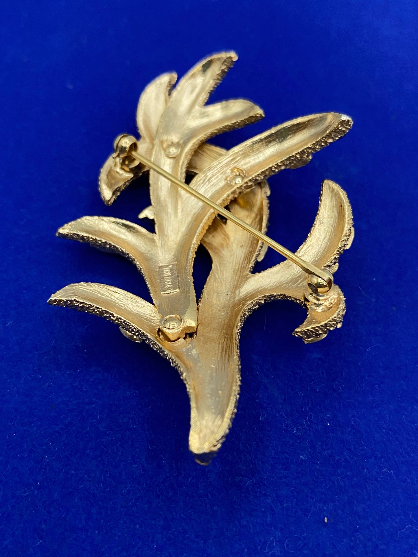 Vintage Crown Trifari Gold Tone Brooch