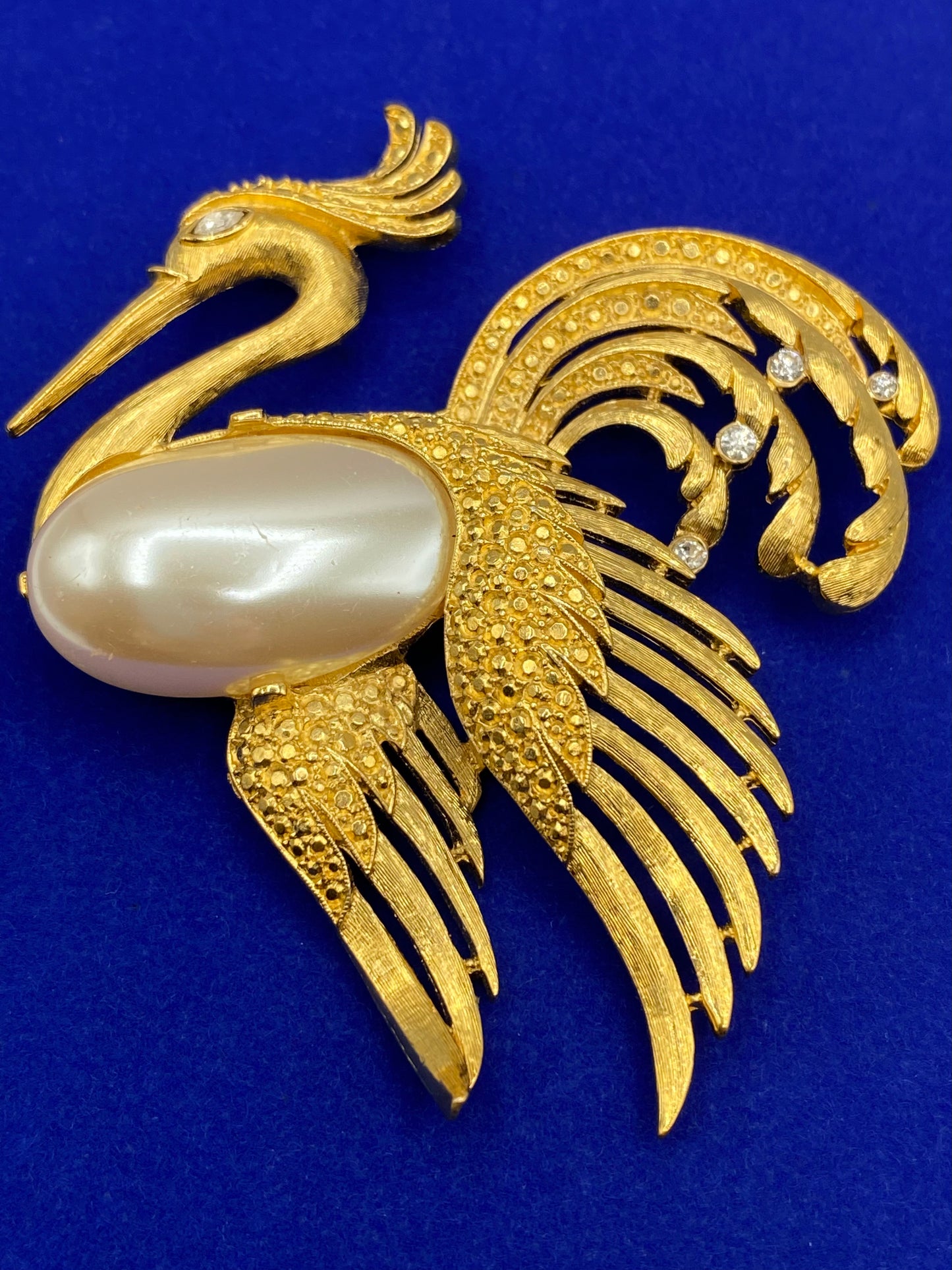 Vintage Trifari Gold Tone Flying Crane Brooch