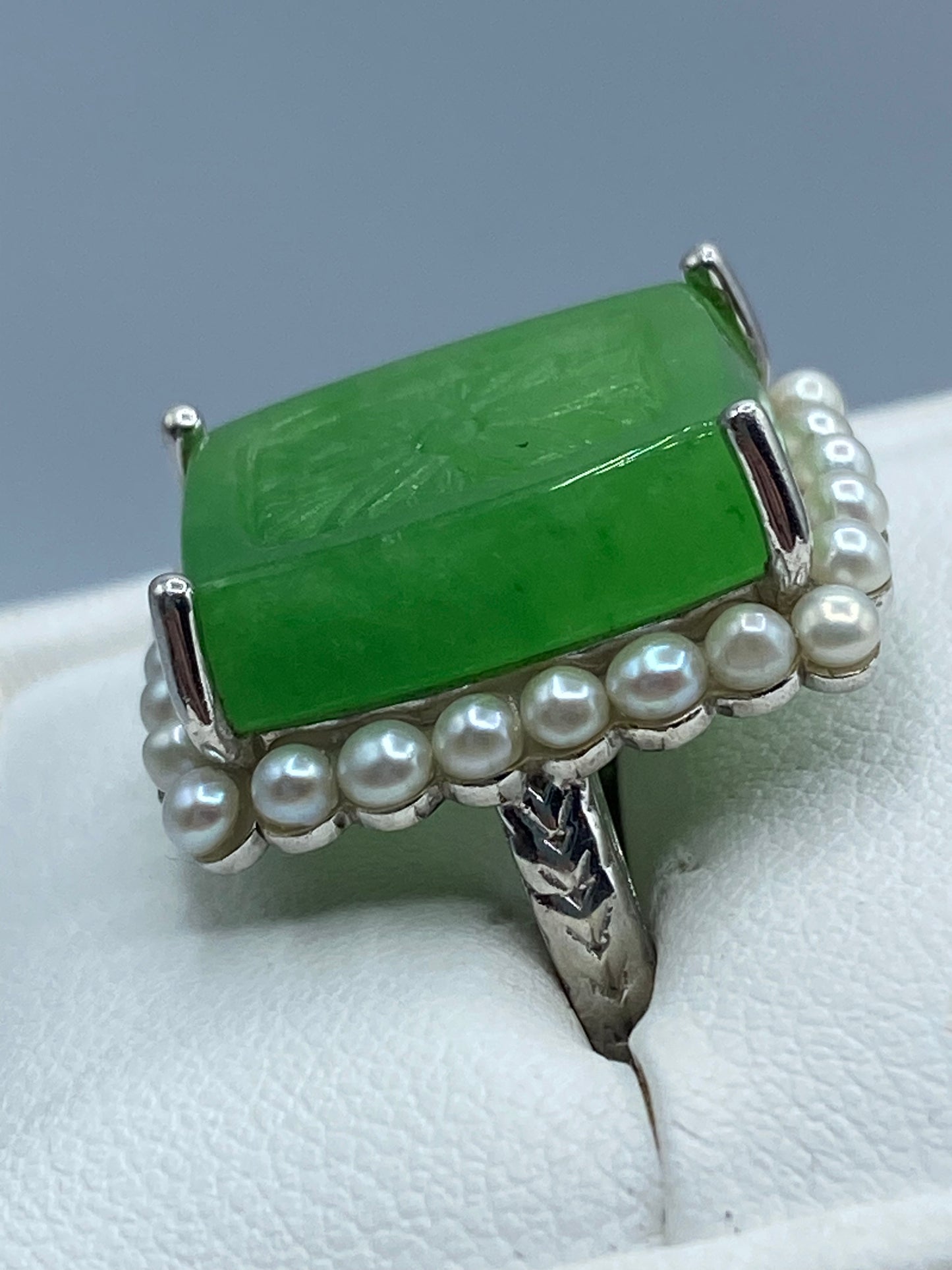 Sterling Silver Carved Jade & Freshwater Pearl Ring